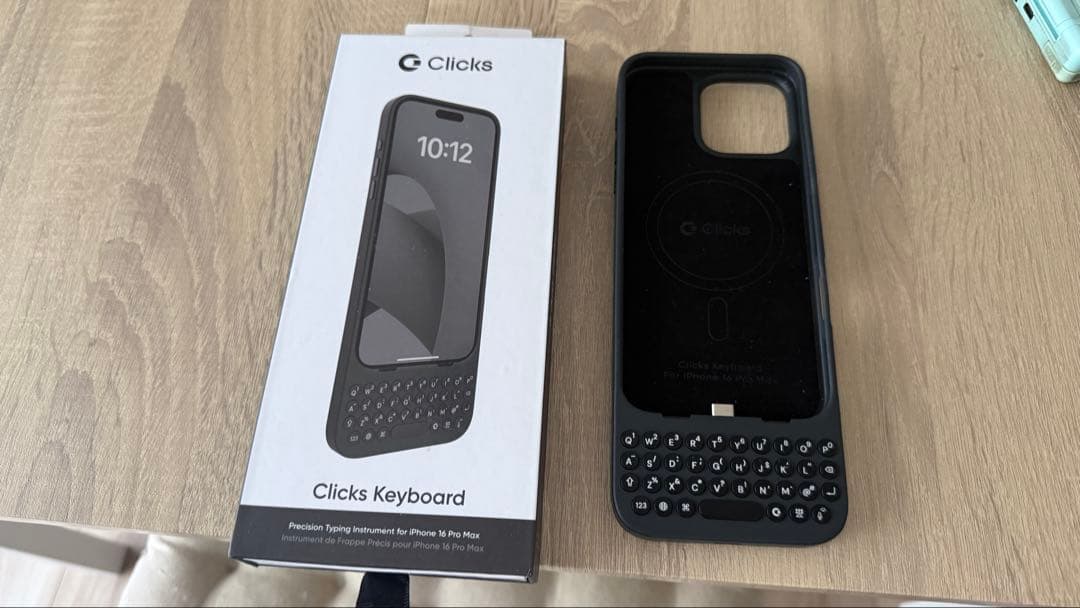 Clicks Keyboard iPhone16ProMax用ケース ブラック