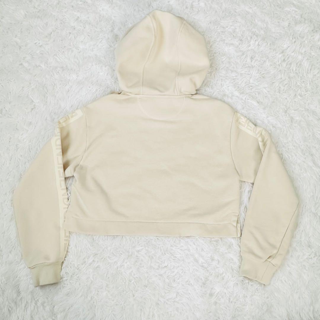 【極美品】FENDI/スウェット/パーカー/フーディ/クリーム/ホワイト