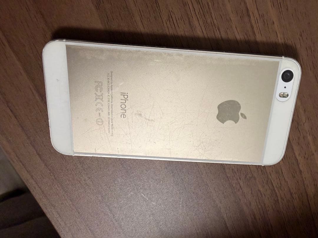 iPhone 5s ゴールド 16gb