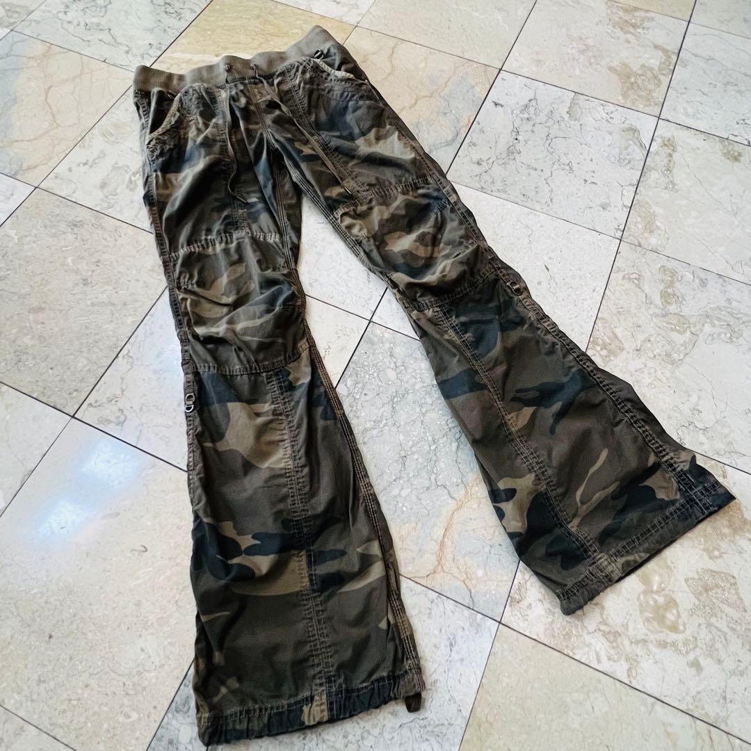 希少☆ゴア【goa】迷彩色 ウエストポーチ付きパラシュートカーゴパンツ　y2k