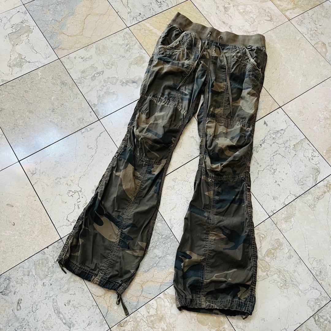 希少☆ゴア【goa】迷彩色 ウエストポーチ付きパラシュートカーゴパンツ　y2k