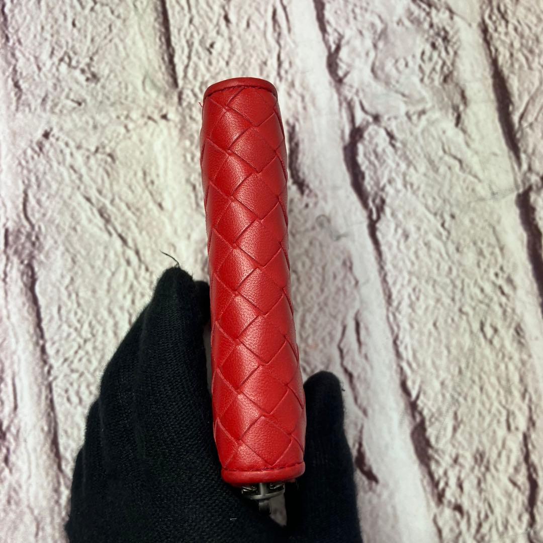 ボッテガヴェネタ イントレチャート ラウンドジップ ケース カードケース