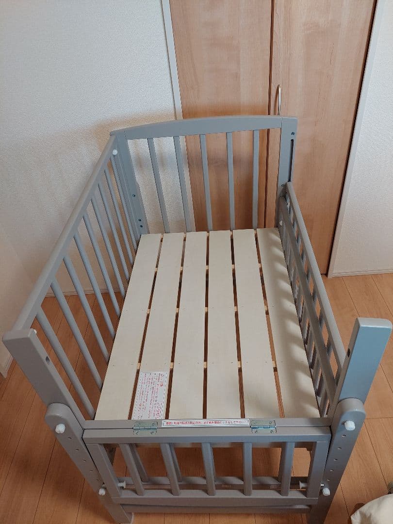 大和屋　ノモックミニ　グレー　ベビーベッド