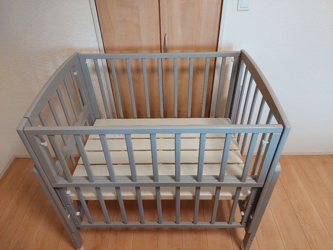 大和屋　ノモックミニ　グレー　ベビーベッド