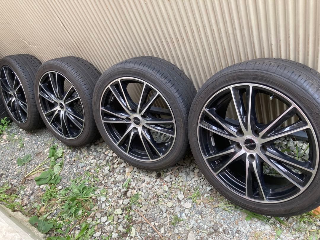 タイヤバリ山！美品！LAFFITE 18インチアルミ　225/45R18