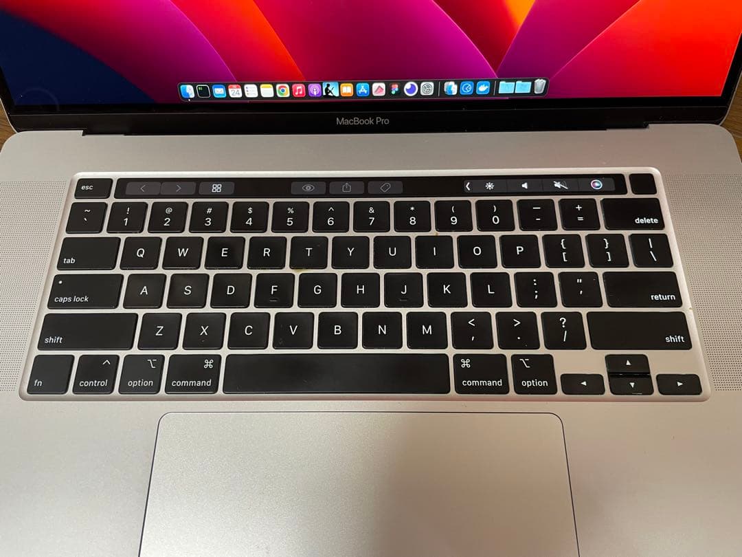 グェンMacBook Pro 16インチ Intel Core i7