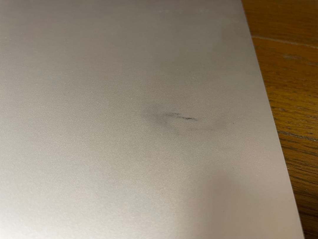 グェンMacBook Pro 16インチ Intel Core i7