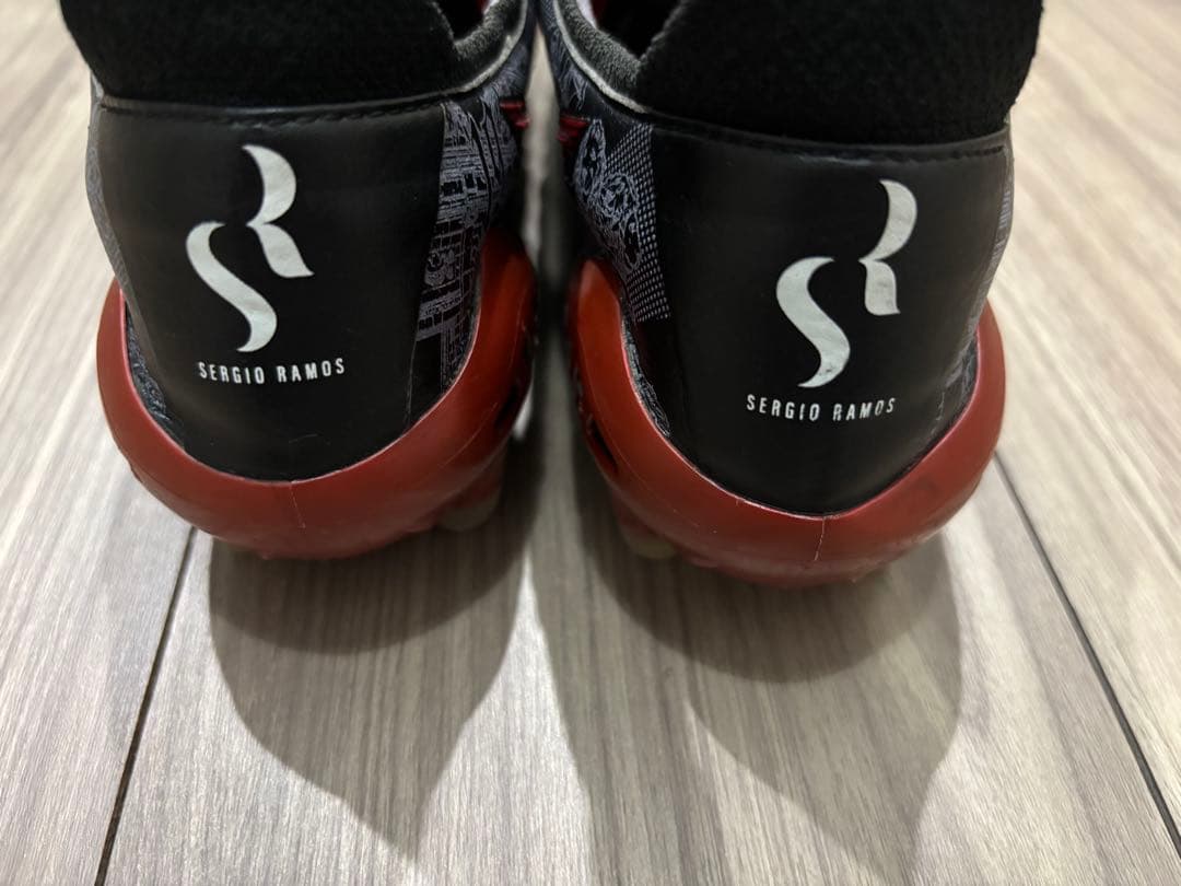 【最終値下げ】サッカースパイク　ミズノモレリア ラモスモデル 25.5