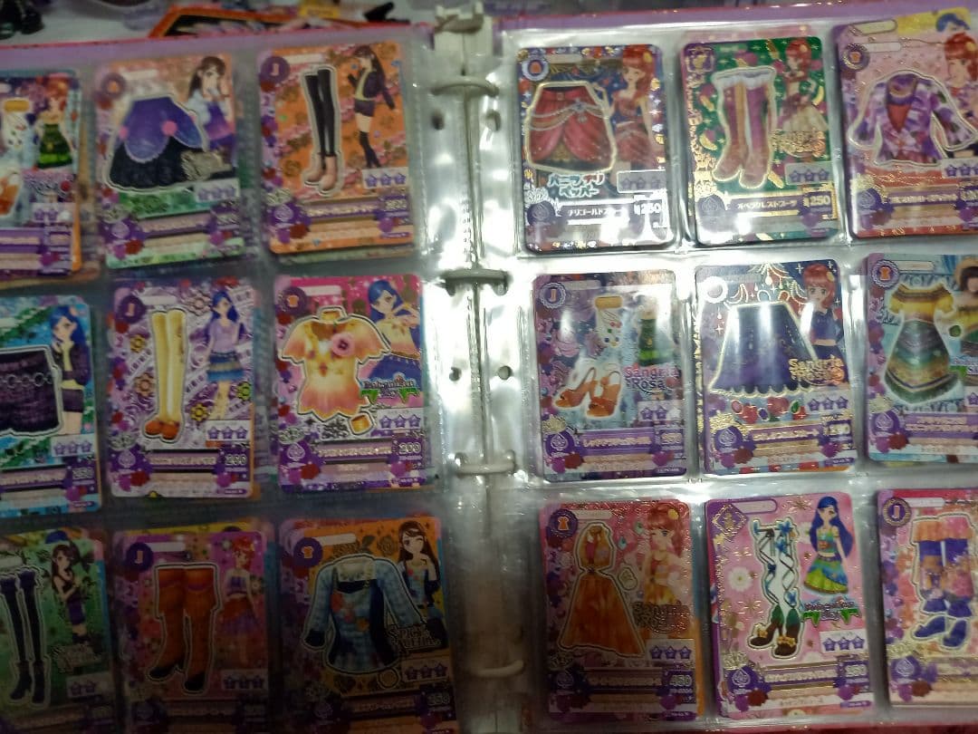 アイカツ カード まとめ売り 枚数不明