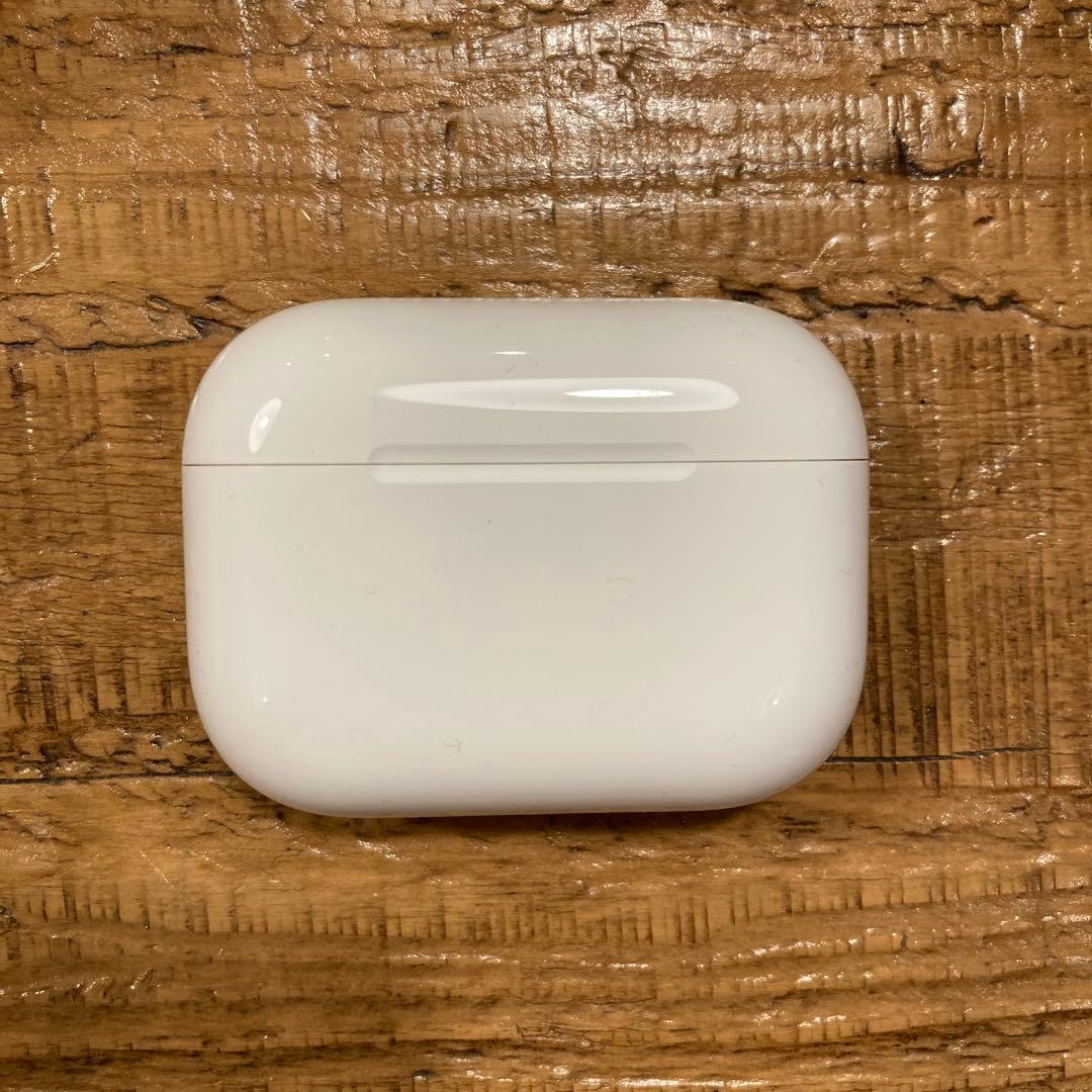 美品⭐︎AirPods Pro 3 充電ケース付き2025年9月30日購入