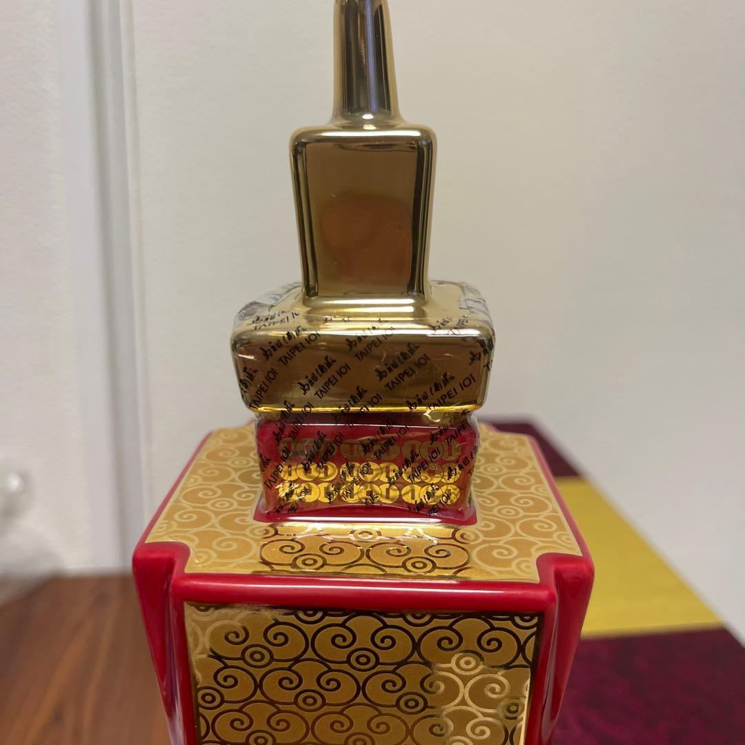 台湾第一酒台北101酒、59度、数限定販売