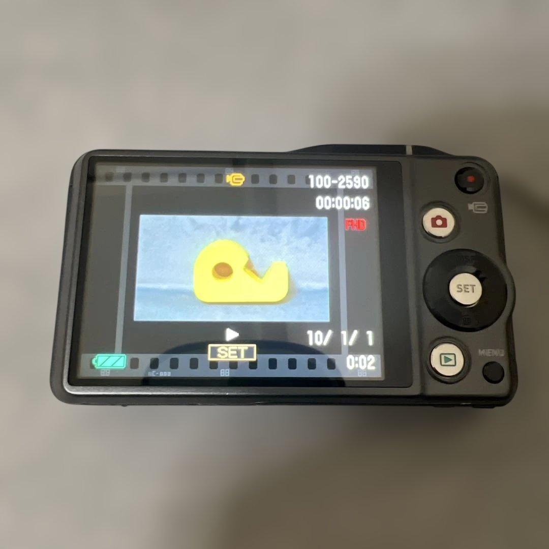 デジタルカメラ CASIO EXILIM EX-ZR10