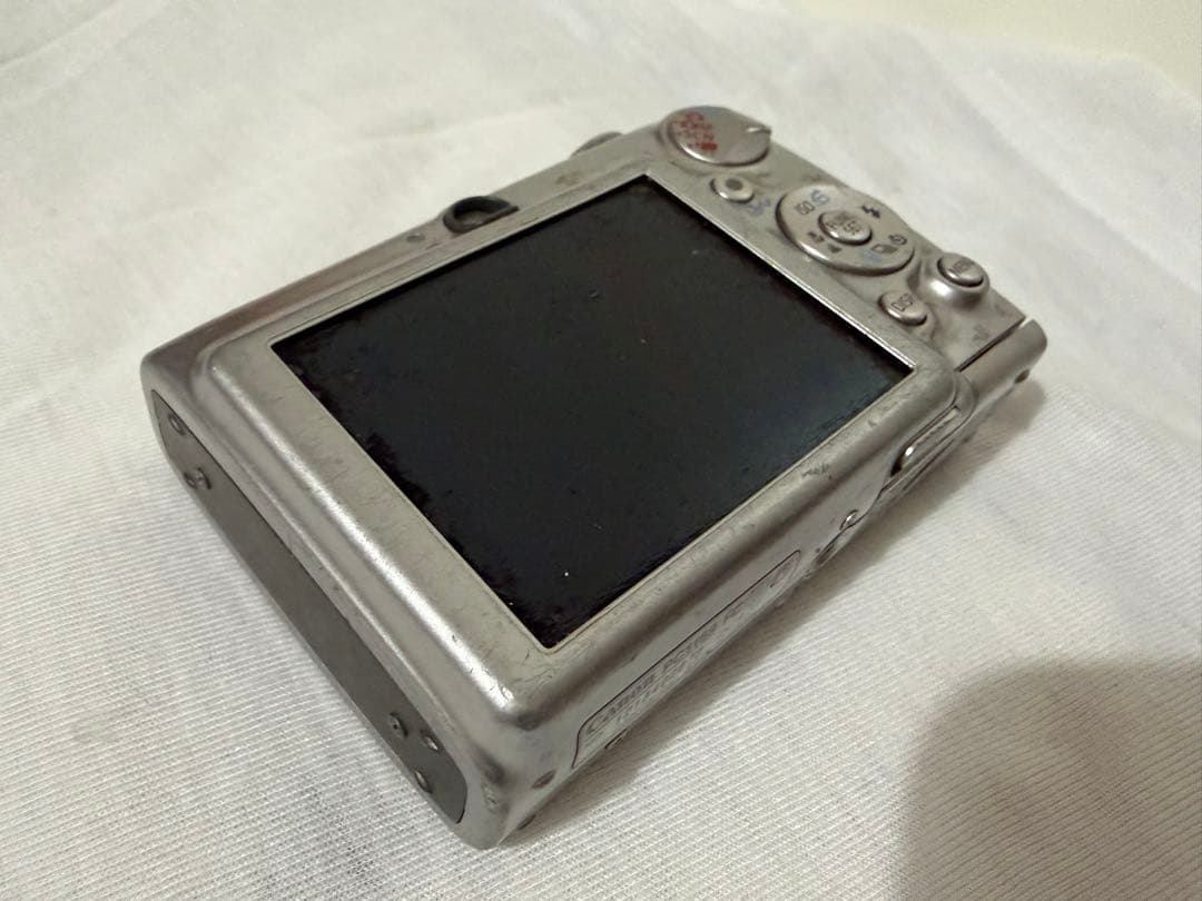 CANON IXY DIGTAL 700 デジタルコンパクトカメラ　ジャンク