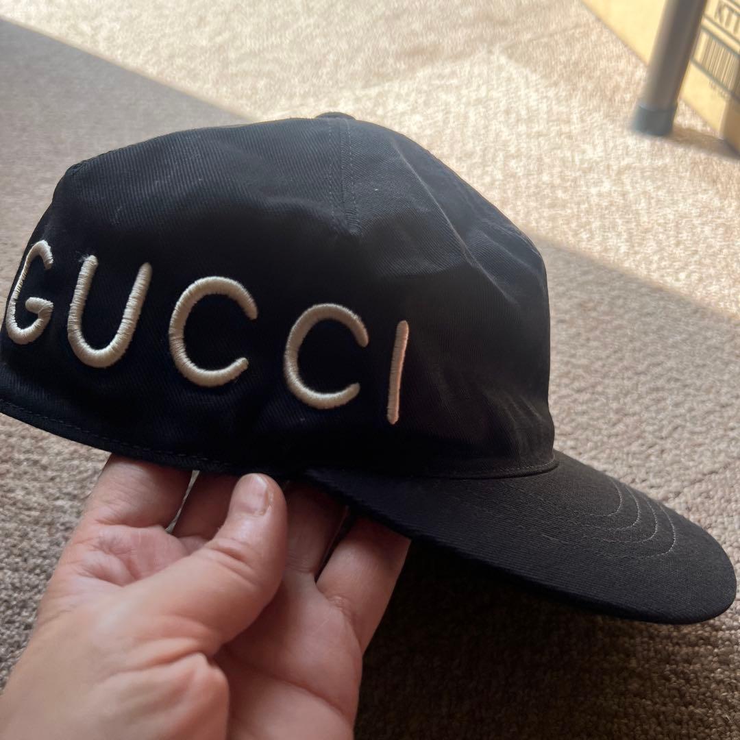 GUCCI ブラックベースボールキャップ【2月8まで値下げ】