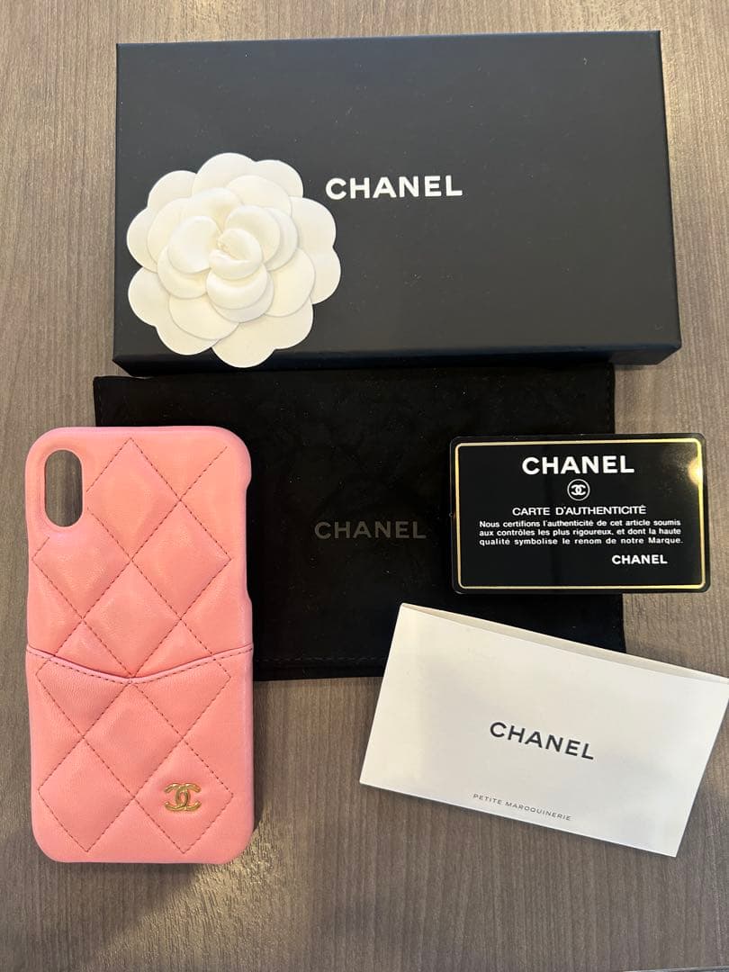 新品未使用　CHANEL マトラッセ iPhone X / XS ケース ピンク