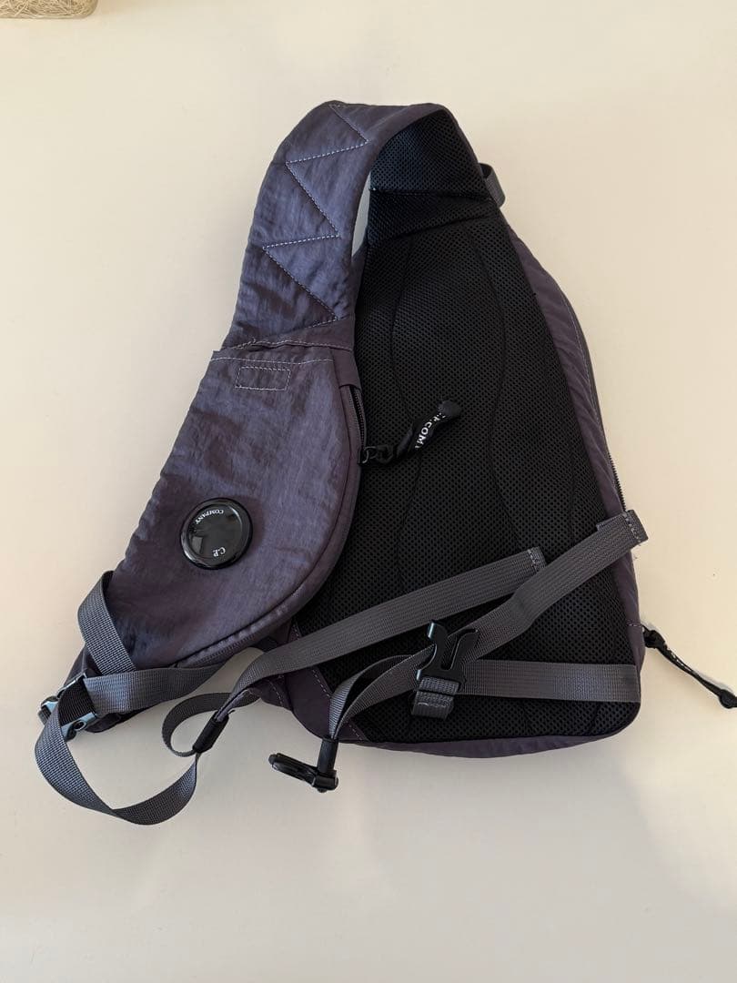 c.p.company スリングバック　ショルダーバッグ
