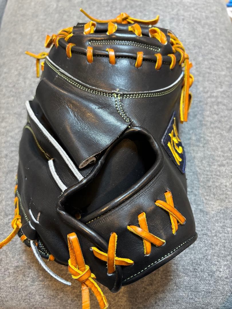 硬式野球キャッチャーミット黒/オレンジ