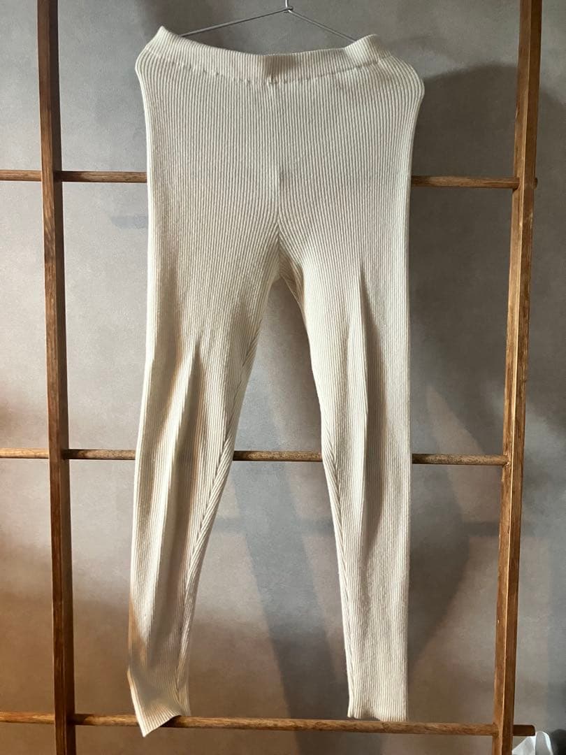 シンプルさん専用フリーマンb カシミヤ100% リブ編みレギンス