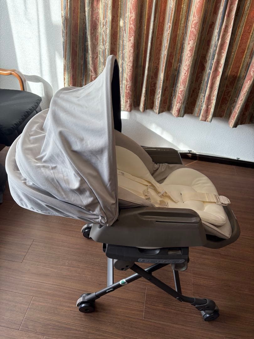 コンビ 電動 ハイローチェア ネムリラ コードレス　2025.10月購入