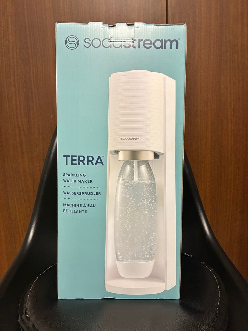 sodastream TERRA 炭酸水メーカー 新品未使用　ホワイト　送料込み