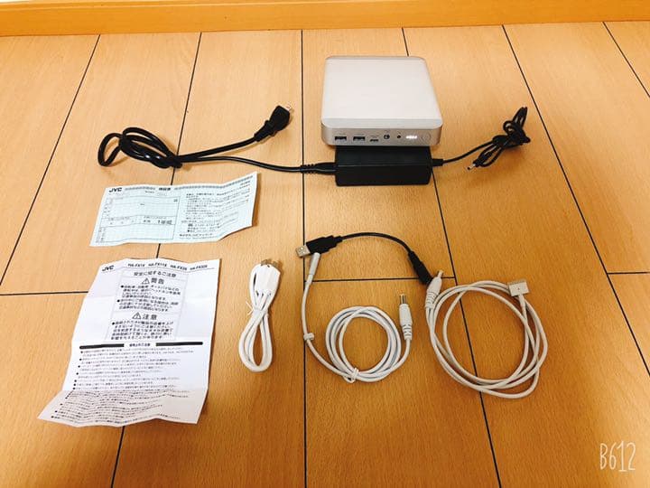 【大幅値下げ】MacBookの外部バッテリー     モバイルバッテリー