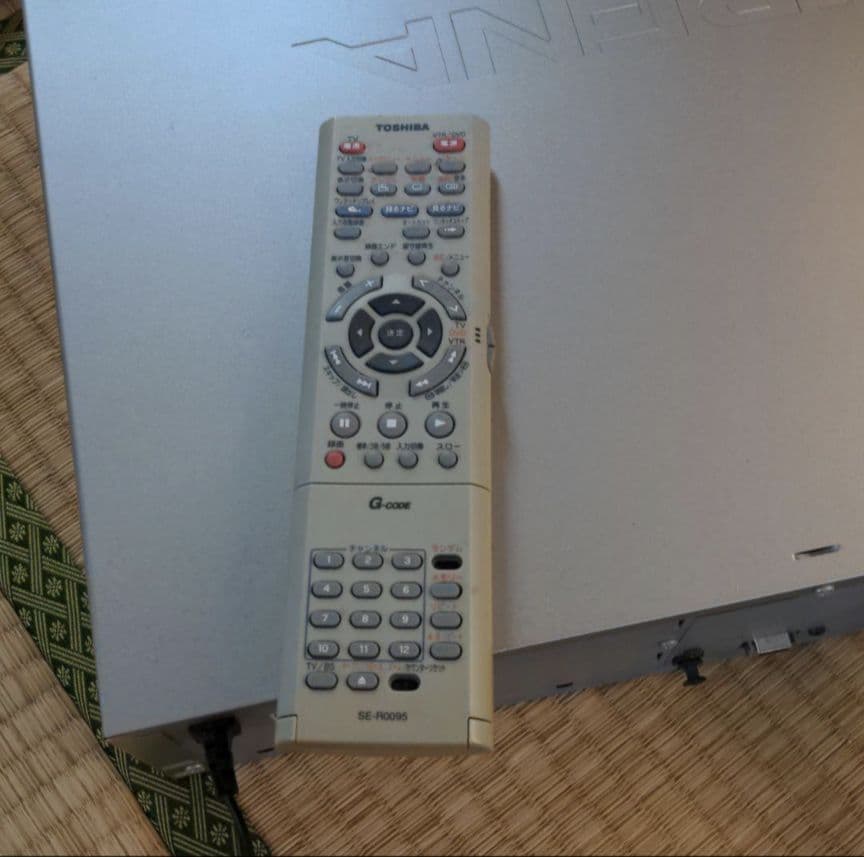 匿名配送　東芝VTR一体型DVDビデオプレーヤー