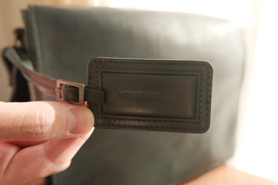 マザーハウス アンティークB5ショルダーバッグ