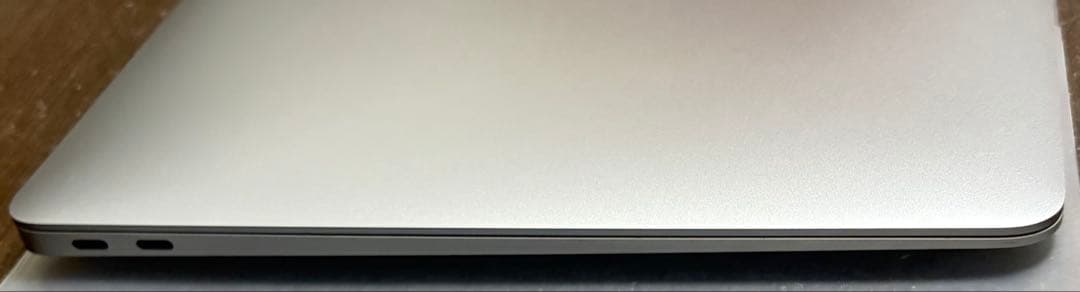 MacBook Air M1 2020 8GB/256GBバッテリー98%