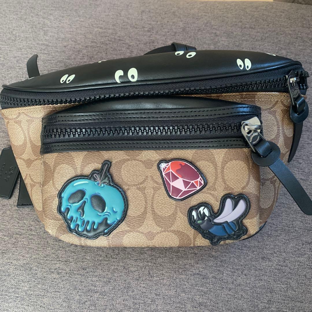 coach×Disney 白雪姫コラボ　ボディバッグ
