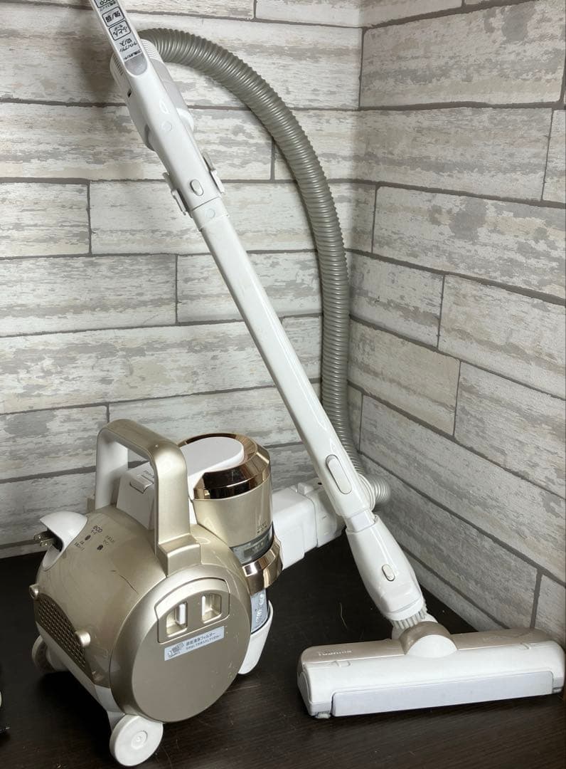 東芝 サイクロン掃除機 トルネオV VC-SG910X2020年製