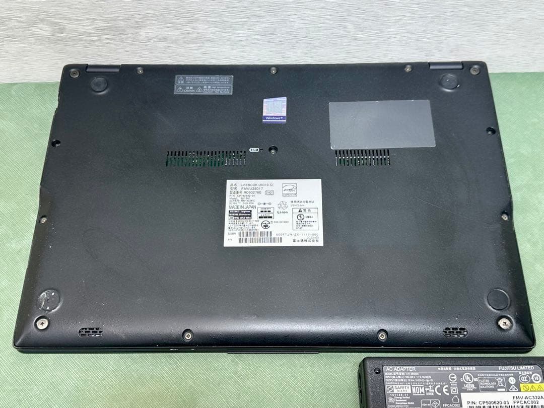 Windowsノート本体 Fujitsu LIFEBOOK U9310/D Core i5 8 256