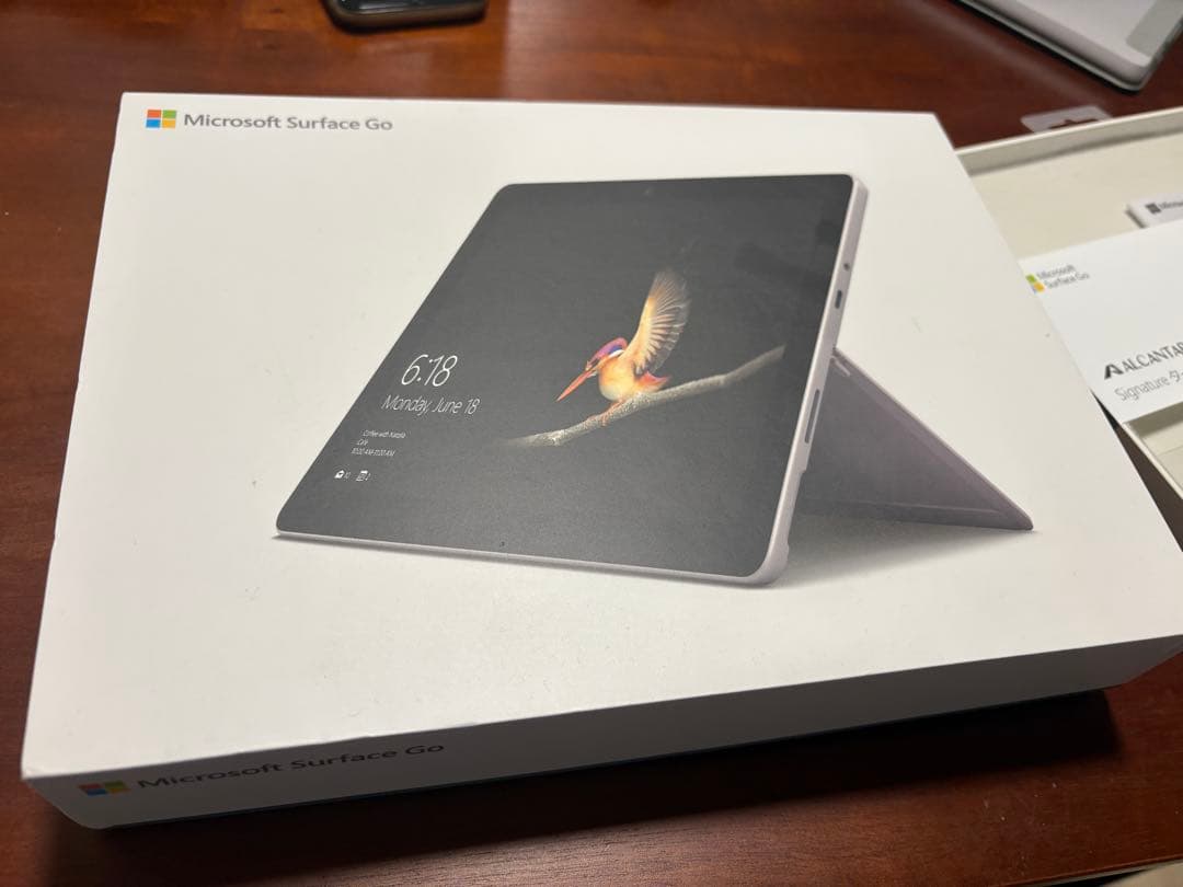 Microsoft Surface Go 128GB キーボード、充電器、箱付き