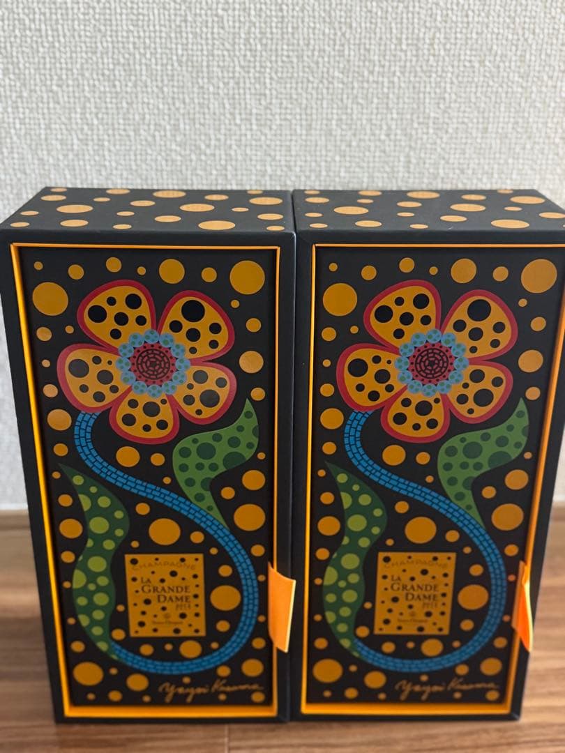 2本セット　草間彌生デザイン　ヴーヴクリコ　ラグランダム2012