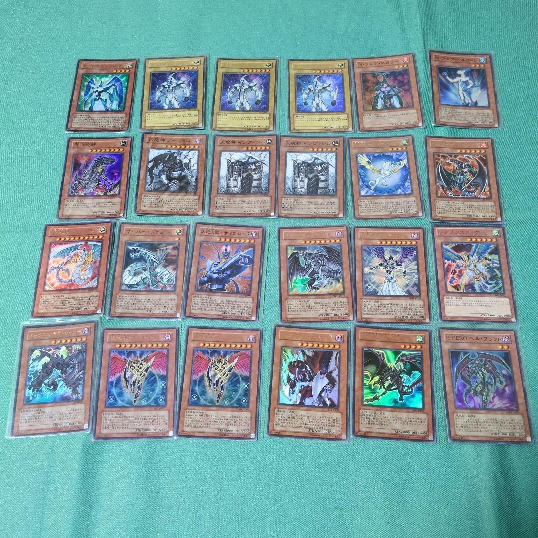 d*u様 遊戯王　引退品　初期　2期　3期〜　大量　まとめ売り　2000枚以上