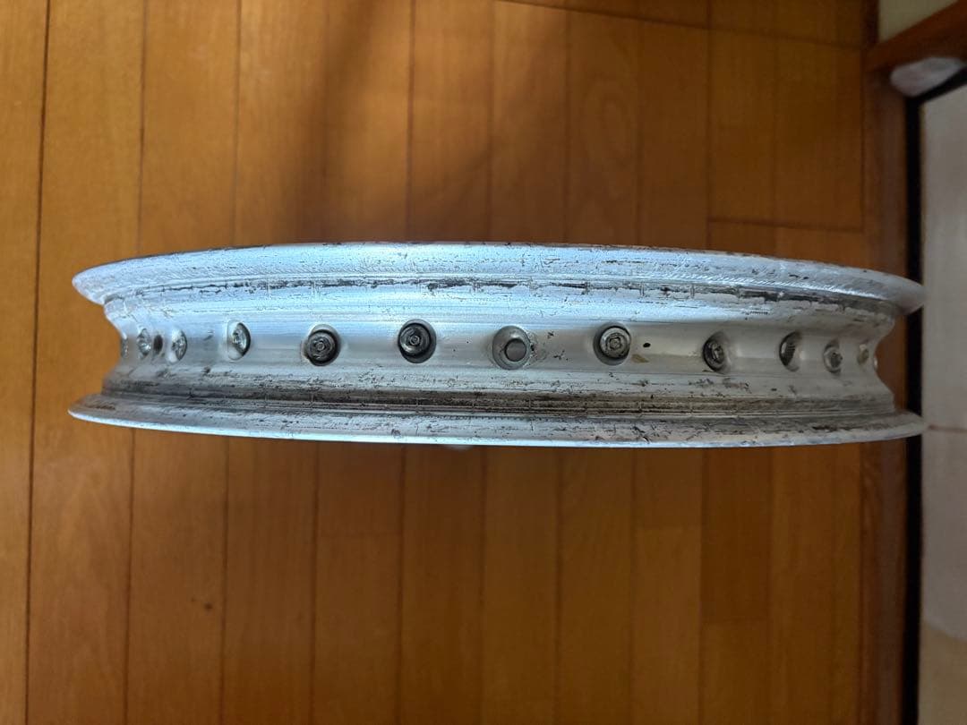 スポークホイール シルバー 使用感あり