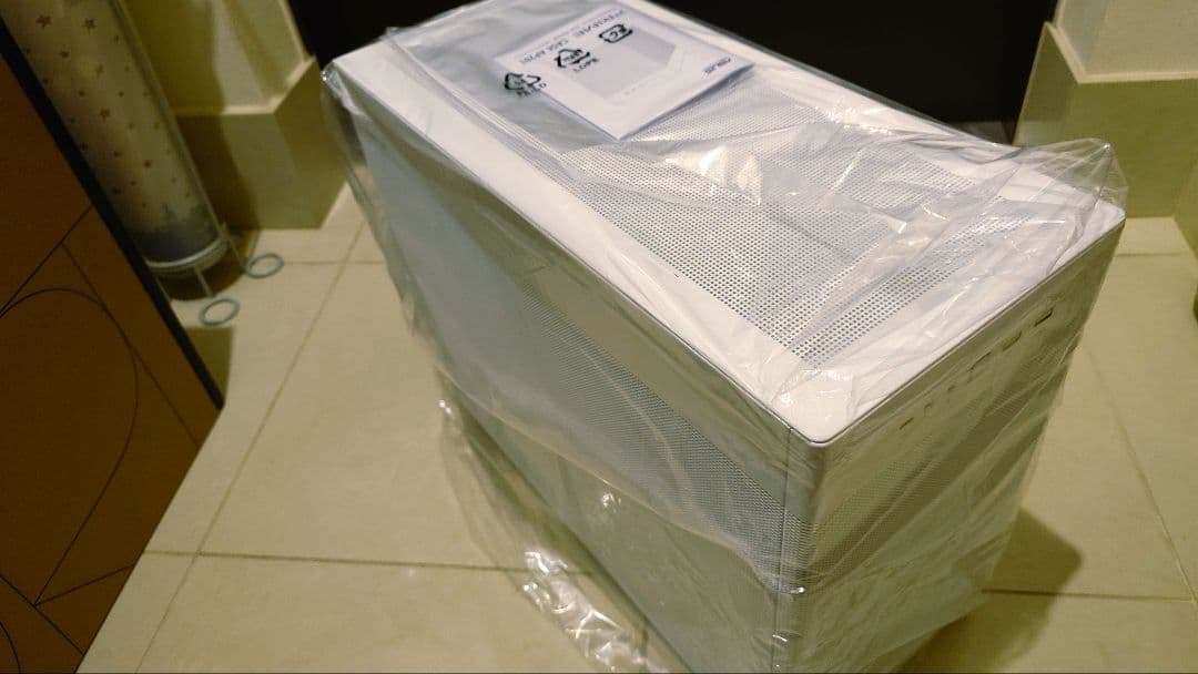 ASUS Prime AP201 MicroATX Case 側面メッシュタイプ