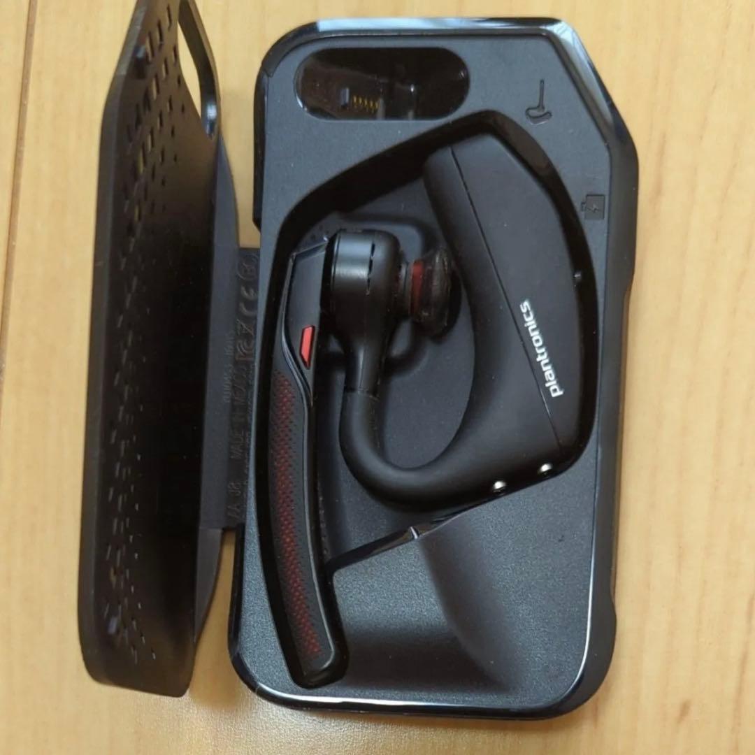 K Plantronics VOYAGER5240 ワイヤレスイヤホン