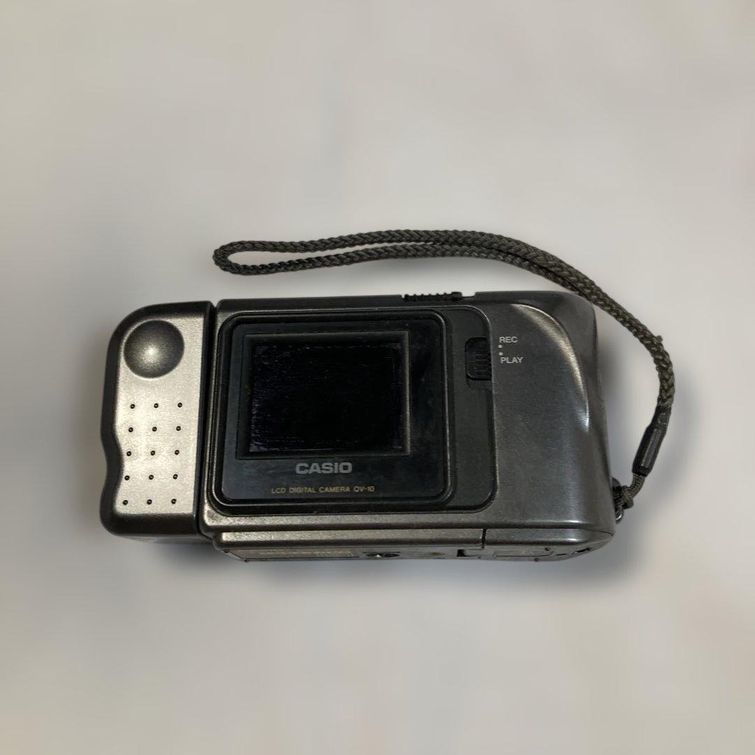 CASIO デジタルカメラ グレー