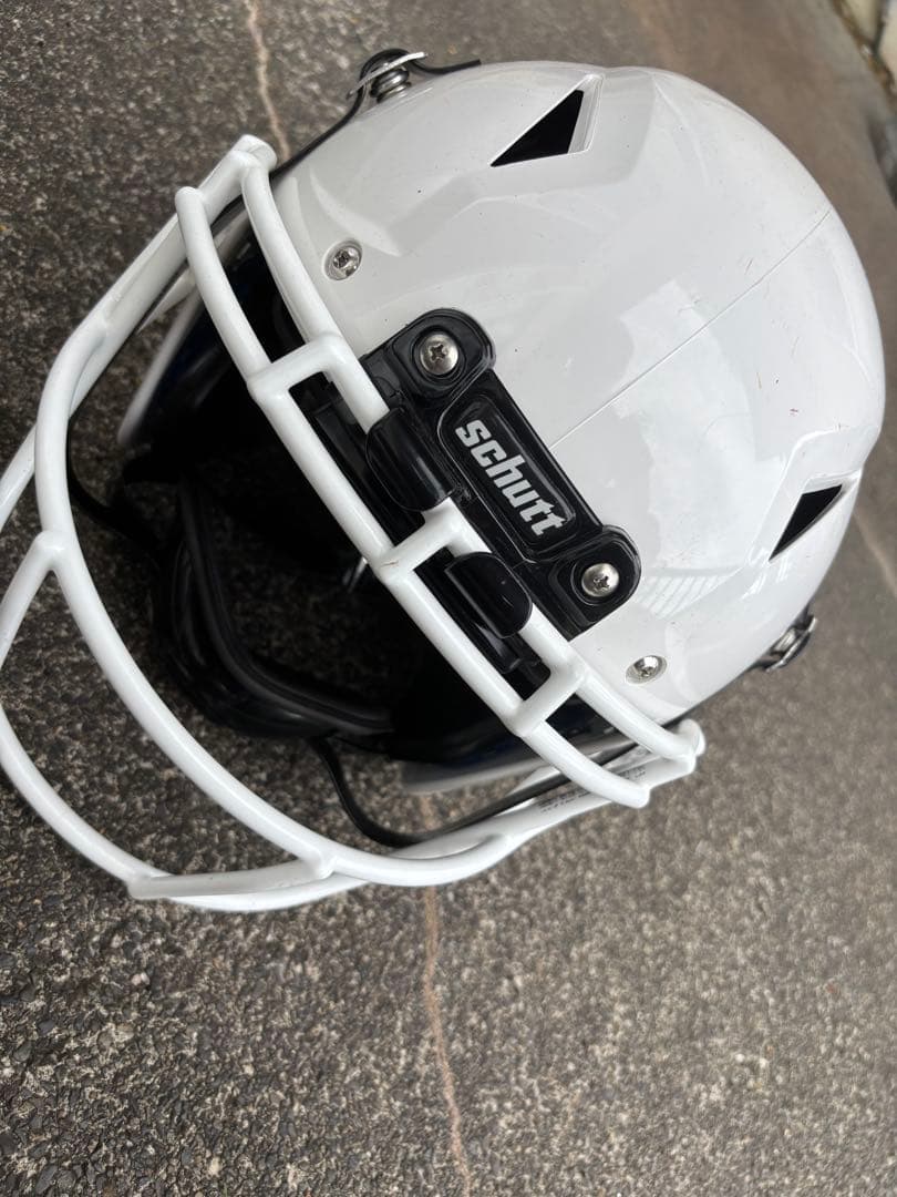 schutt アメリカンフットボールヘルメット ホワイト