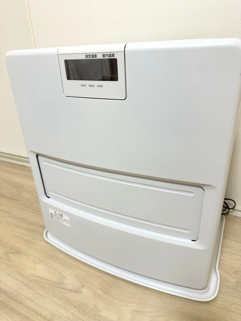 美品/ CORONA コロナ 石油ファンヒーター 15-20畳/ 2020年製