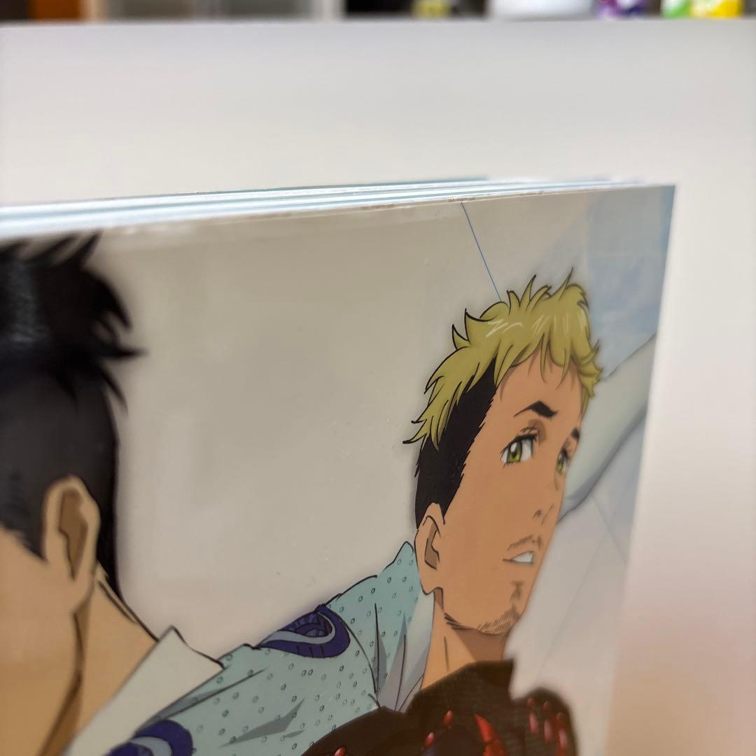 ユーリ!!! ON ICE 公式ガイドブック　公式ファンブック　2冊セット