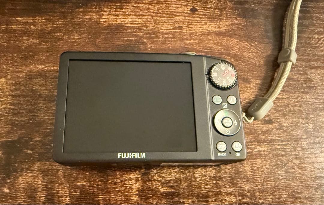 富士フイルムのデジタルカメラFUJIFILM 「FinePix F60fd」