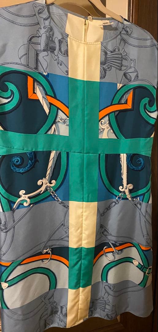 【本日お値引き中】美品　hermes エルメス ワンピース　ブルー