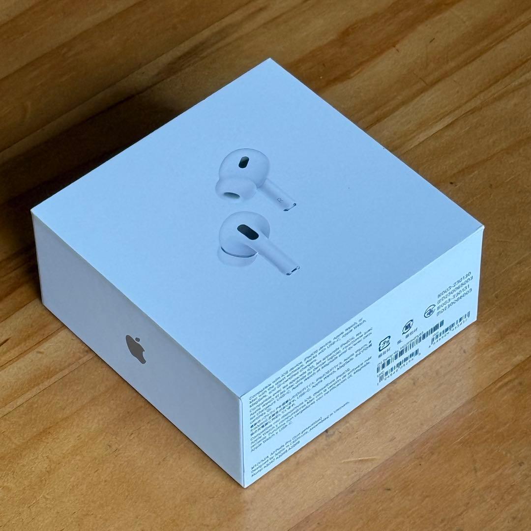 AirPods Pro 第二世代　本体 ホワイト USB-C充電ケース付き