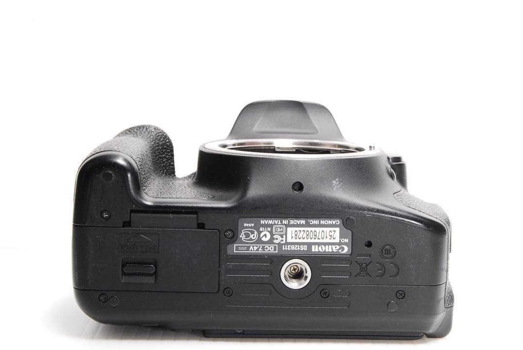 ⭐️約1800万画素⭐️Canon Kiss X5 初心者におすすめ　美品