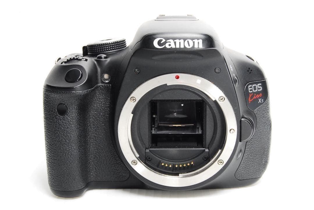 ⭐️約1800万画素⭐️Canon Kiss X5 初心者におすすめ　美品