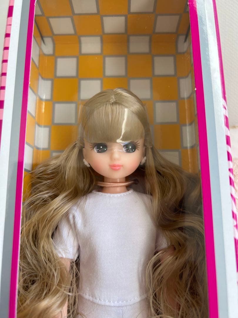 りかちゃんキャッスル　りかちゃん　新品、未使用
