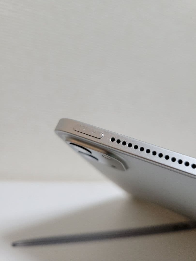 Rです、Ipad Pro 2020 12.9インチ 128GB Wi-Fi