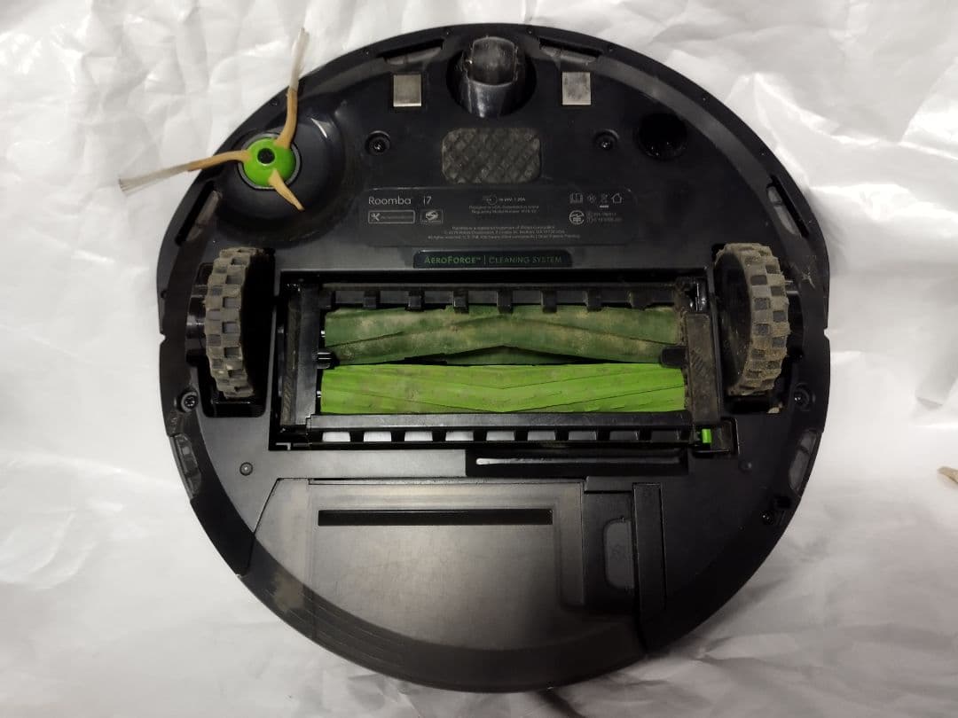 動作未確認　IRobot Roomba i7　本体のみ　現状品