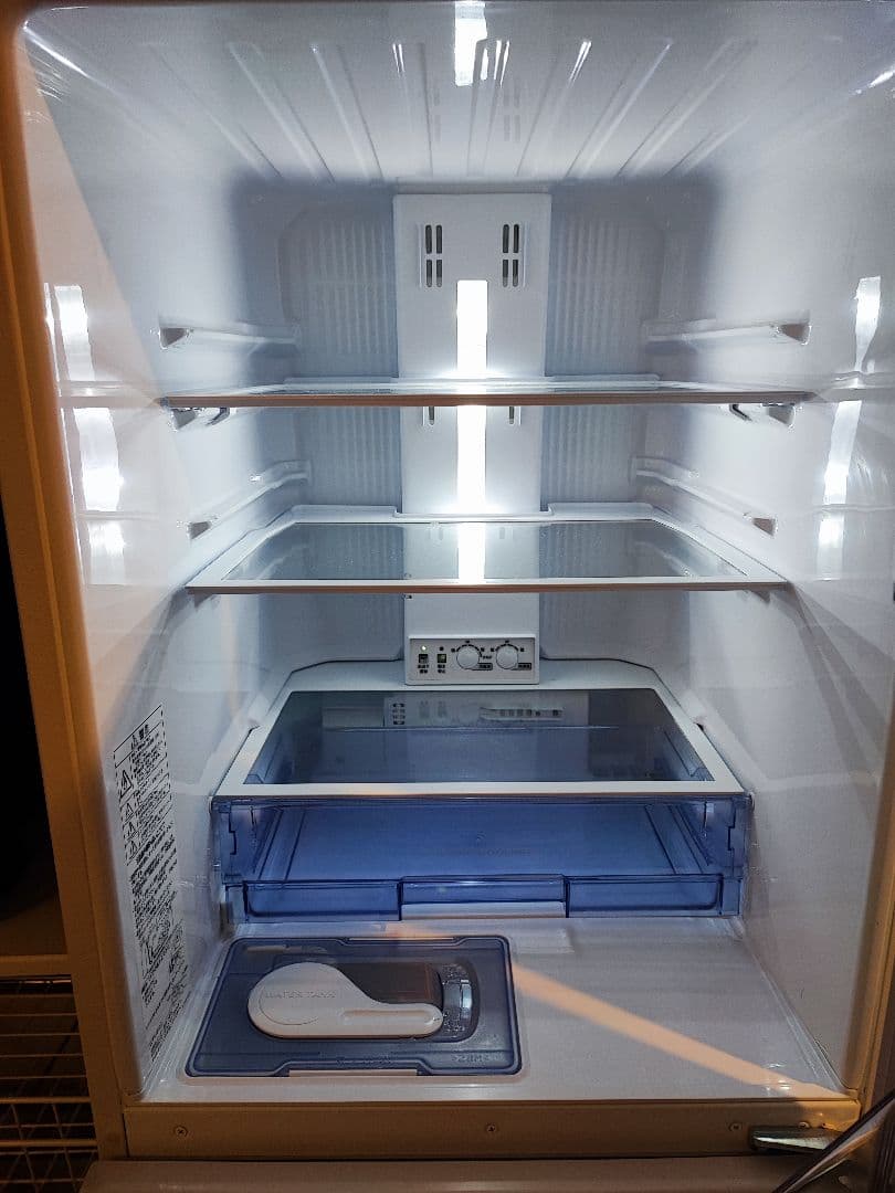 美品 三菱 冷蔵庫 MR-CX27G ホワイト 272L